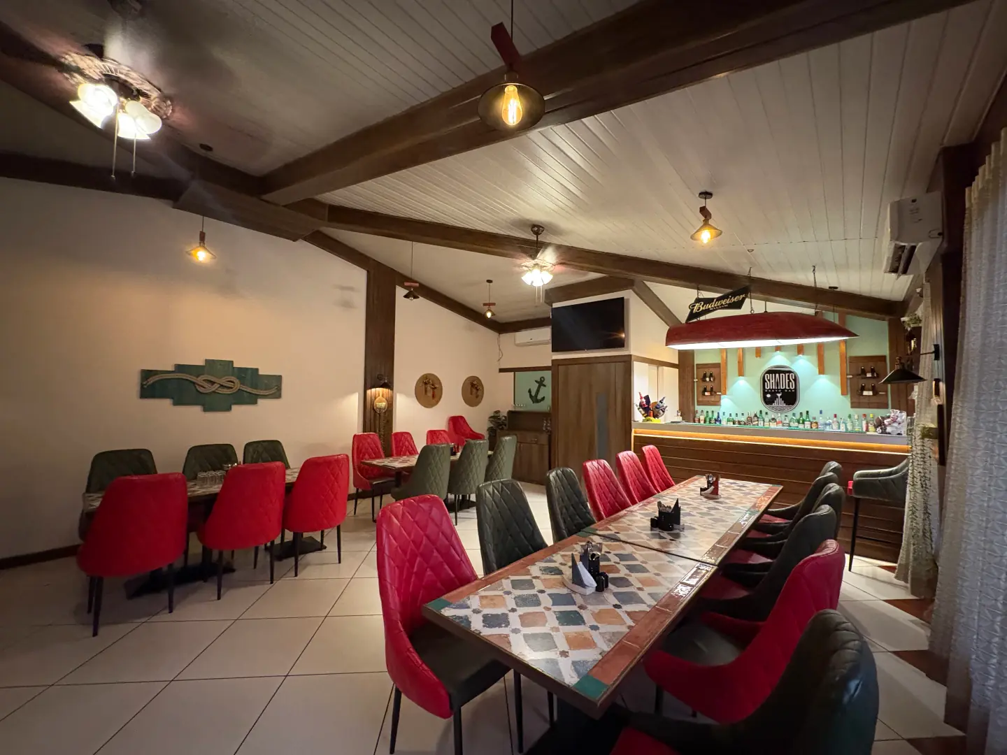 Comfortable restaurant interior setup for family dining