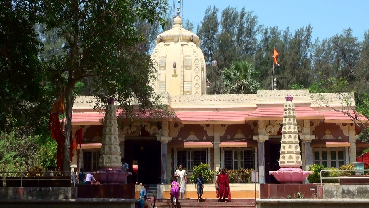 Front facade of the ancient Shri Shitladevi Temple in Kelwa Palghar